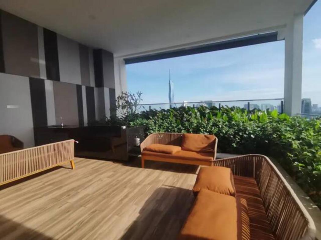 Maxhome At The Luxe By Infinitum Куала Лумпур Екстериор снимка